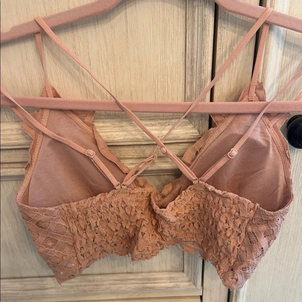 Lace Bralette in pink NWT